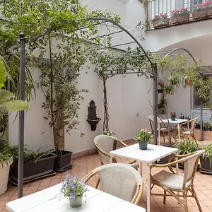 https://carafa-garden.hotels-amalfi.com