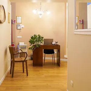 https://suites-51.it-romehotels.com